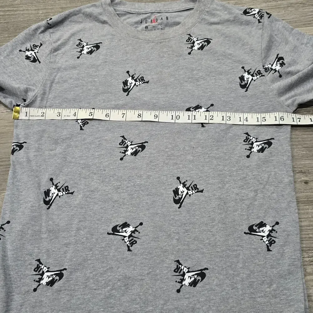 Nike Michael Jordan Gray Short Sleeve Graphic Shirt Swoosh Logo